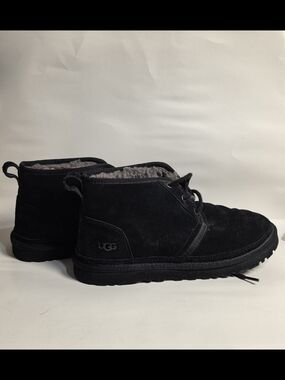 UGG Men’s Black Suede Boots Size 10 – Excellent Condition